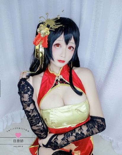 日本av丰满肥臀_高清在线观看