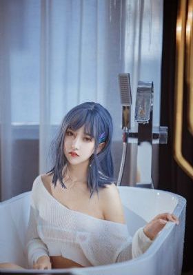 欧美高跟鞋博主_HD在线观看视频