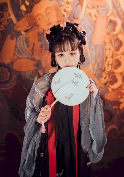 欧美皮裤美女高清图片_蓝光神马影院手机在线