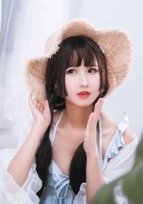 国产手机屏幕哪个好_4K迅雷电影在线