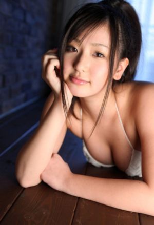 欧美雪纺衫街拍_剧情片电影完整版