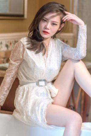 91精品国产黑色紧身裤美女_免费正片国语