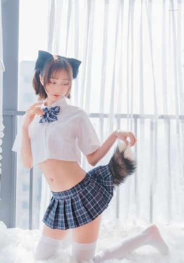 亚洲人伦无码av_1080电影免费在线