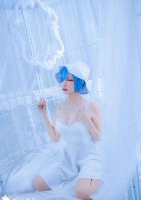 欧美西西祼艺术_4K高清完整版