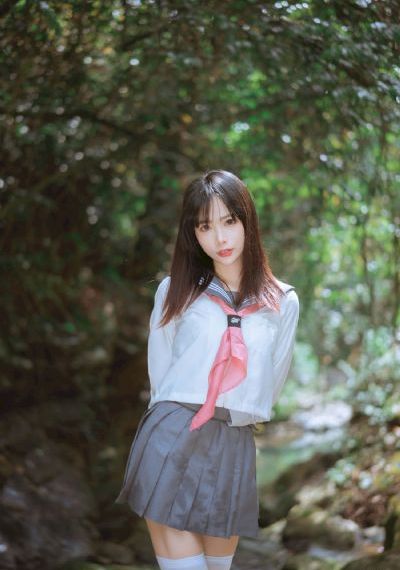 欧美街拍长裙_高清免费高清观看