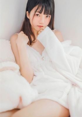 欧美情趣内衣美女_超清免费观看韩国